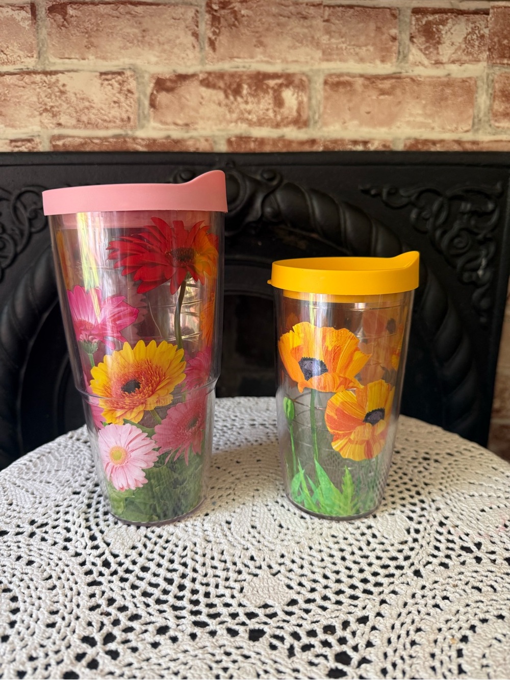 (2) Tervis Tumblers Insulated Mugs Cups 24oz Pink Gerber Daisy 16oz Yellow Poppy